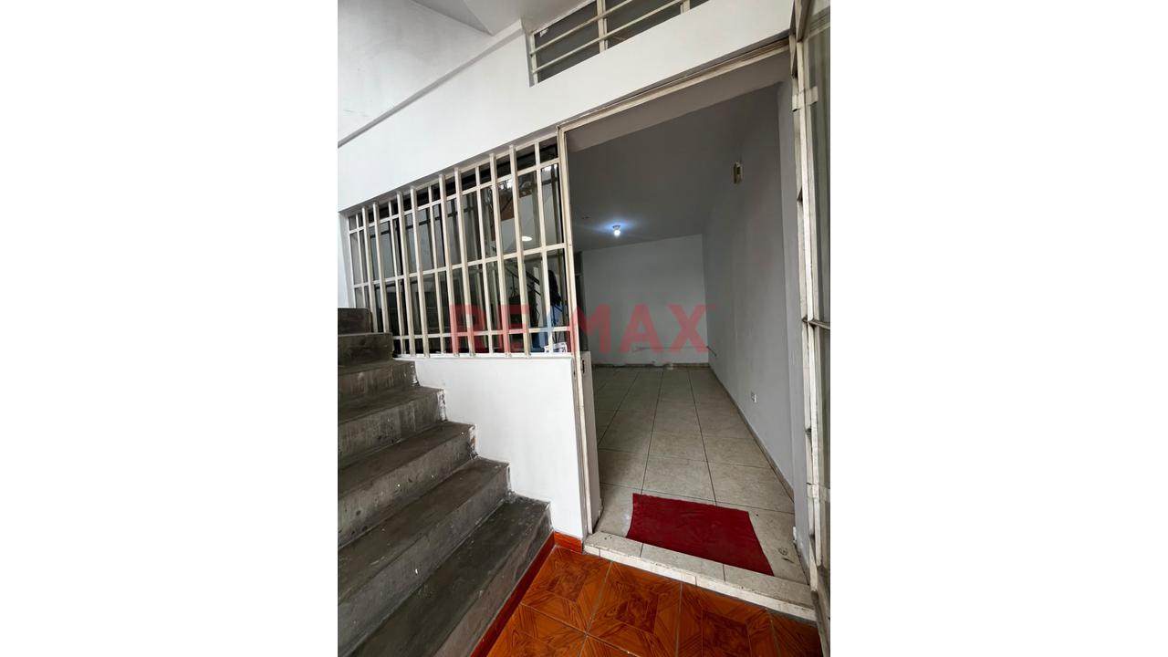 Vendo Departamento En 1Er Piso Frente A Parque – Smp | Us$52,000 — foto 3