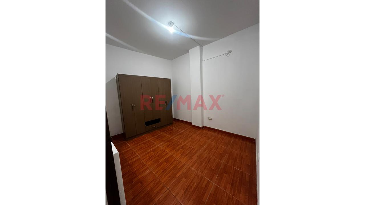 Vendo Departamento En 1Er Piso Frente A Parque – Smp | Us$52,000 — foto 9