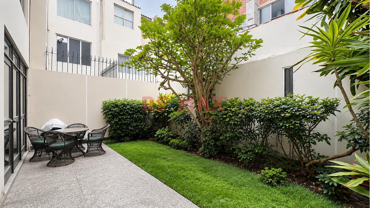 Venta De Casa En Miraflores - Cerca A Malecon La Marina - 8