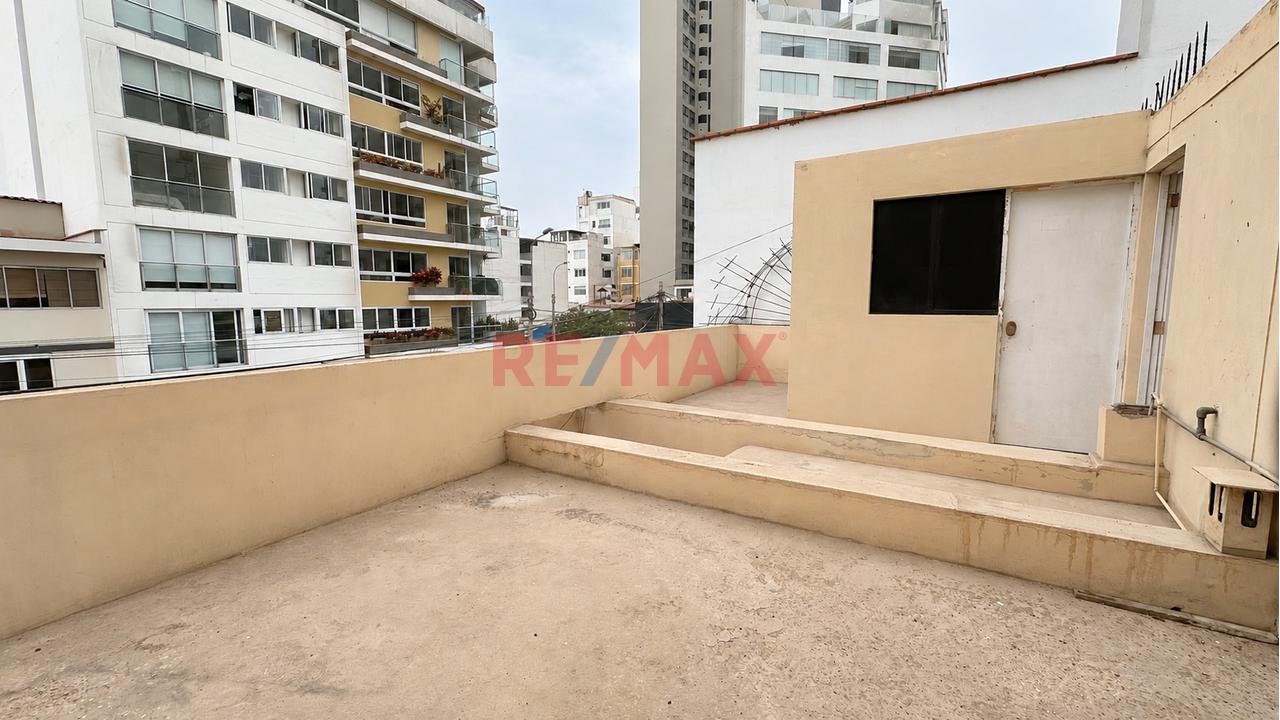 Venta De Casa En Miraflores - Cerca A Malecon La Marina - 20
