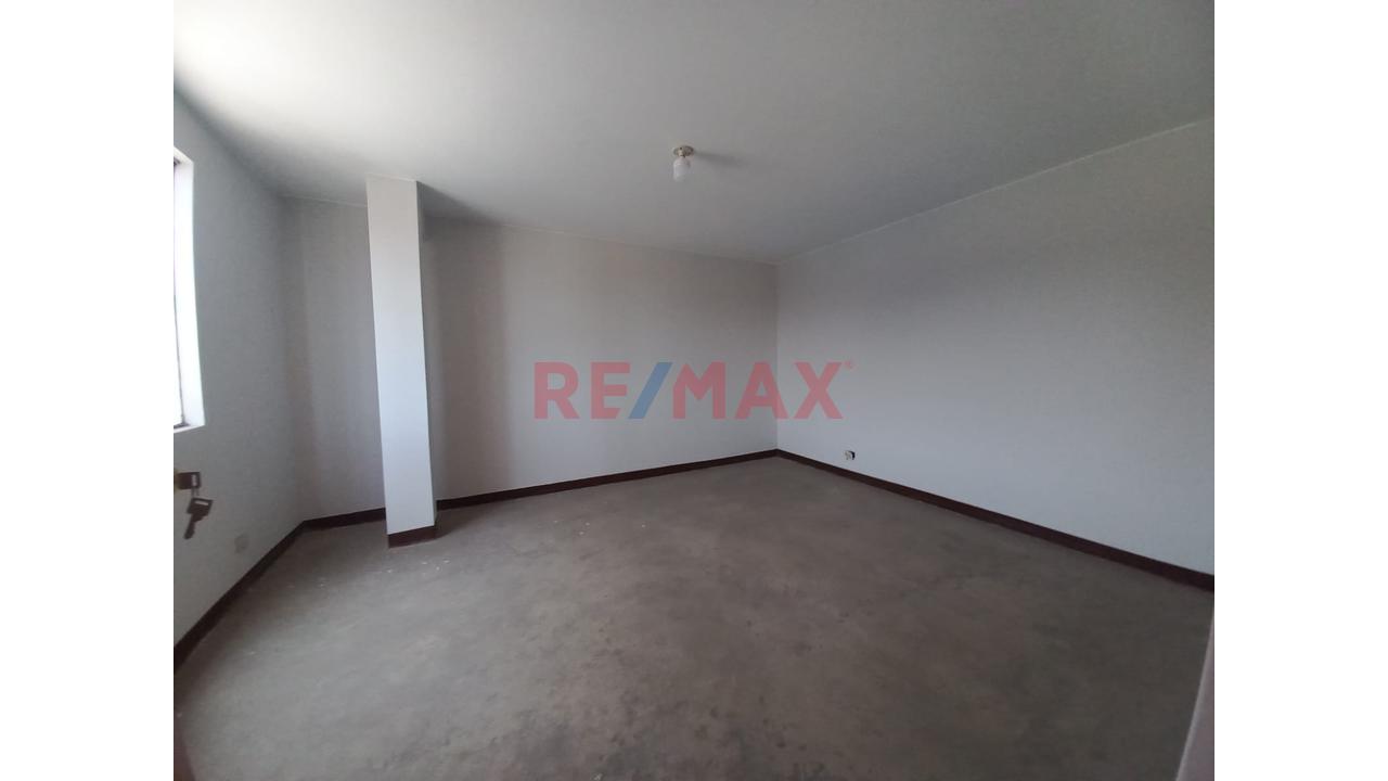 Vendo Casa Comercial En Avenida - 190M2 — foto 12