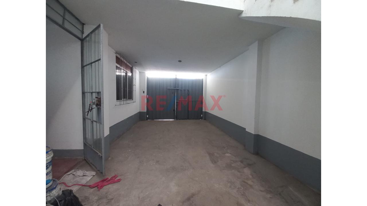 Vendo Casa Comercial En Avenida - 190M2 — foto 6