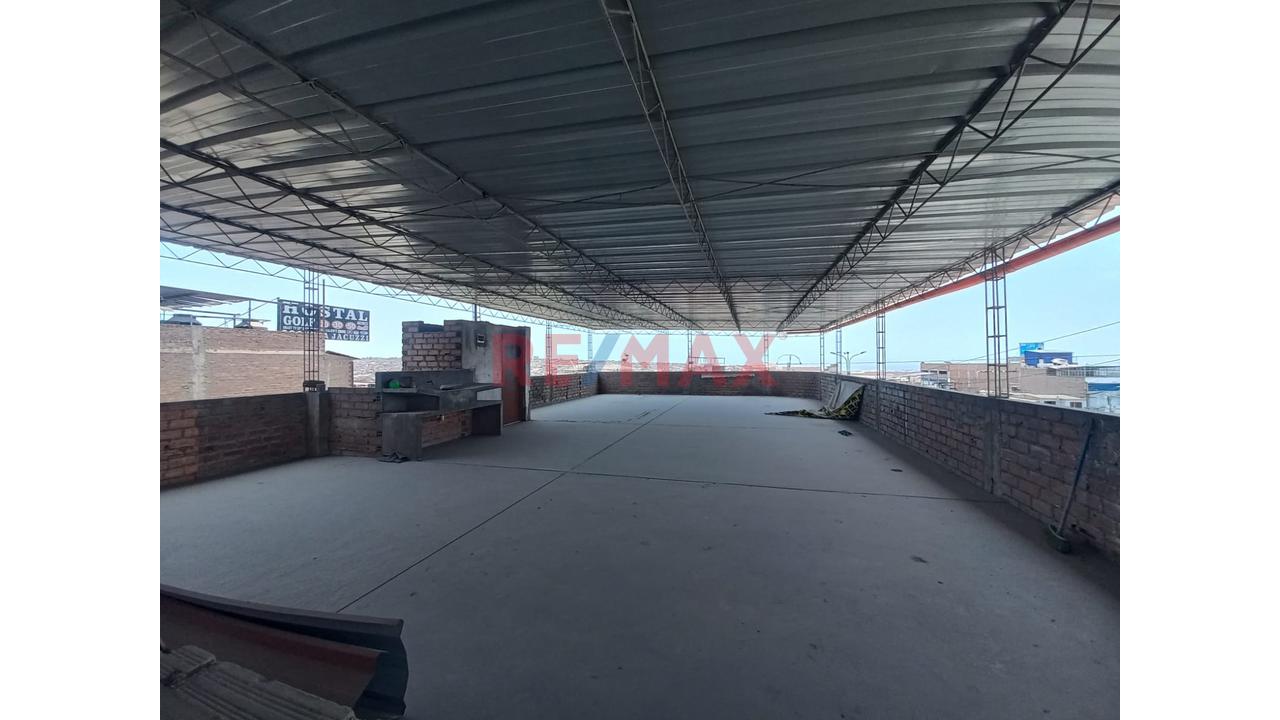 Vendo Casa Comercial En Avenida - 190M2 — foto 5
