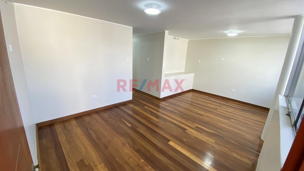 Se Vende Hermoso Departamento En Surco - 4