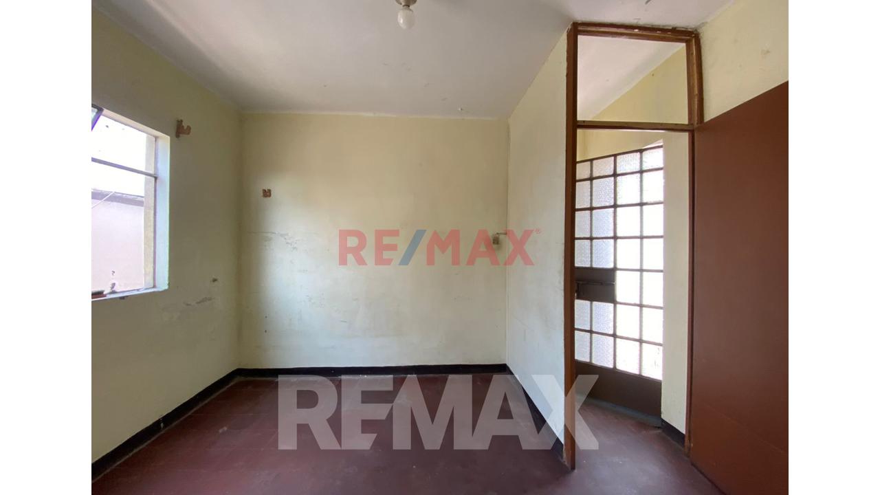 Vendo Amplio Departamento 123.50 M2 + Azotea En Av Saenz Peña Callao — foto 2