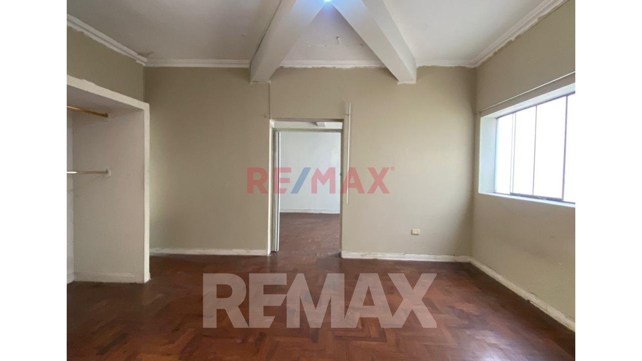 Vendo Amplio Departamento 123.50 M2 + Azotea En Av Saenz Peña Callao — foto 12