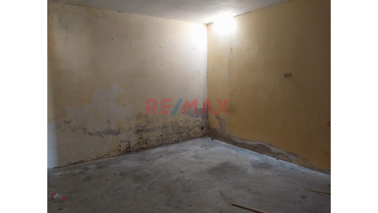 Alquiler De Local Comercial En Avenida Principal De Asia - Al Lado Del Boulevard - Primer Piso - 9