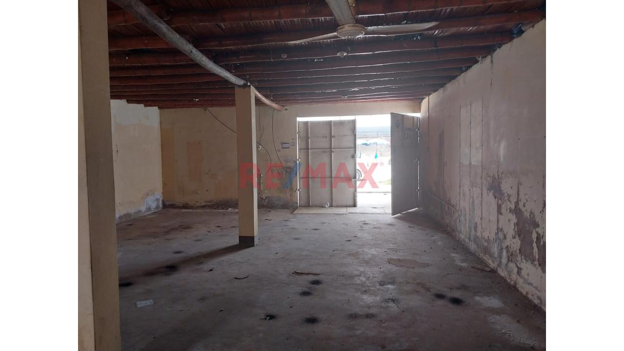 Alquiler De Local Comercial En Avenida Principal De Asia - Al Lado Del Boulevard - Primer Piso - 12