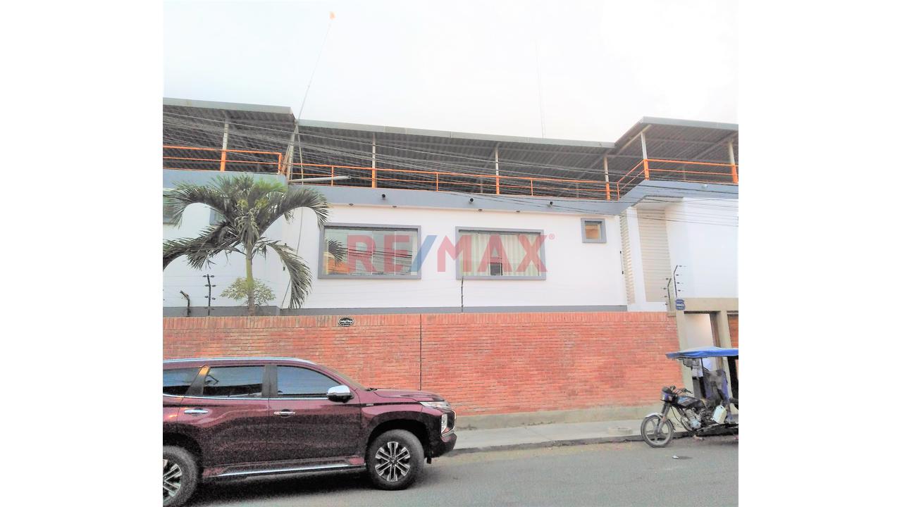 🏢 En Alquiler Amplia Oficina / Local Comercial En Excelente Ubicación - 12