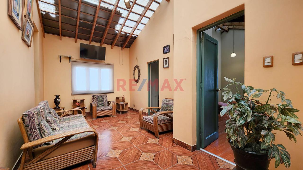 Hermosa Casa En El Centro De Chaclacayo/3 Bungalows/Piscina/Terraza/Jardín - 14