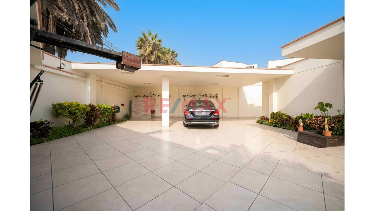Hermosa Residencia Zona Exclusiva Urbanizacióon Camacho La Molina — foto 2