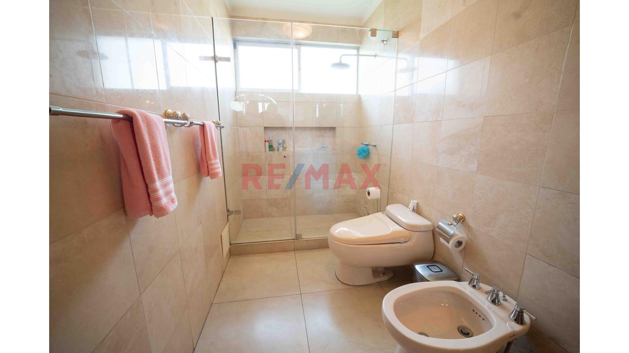Hermosa Residencia Zona Exclusiva Urbanizacióon Camacho La Molina — foto 15