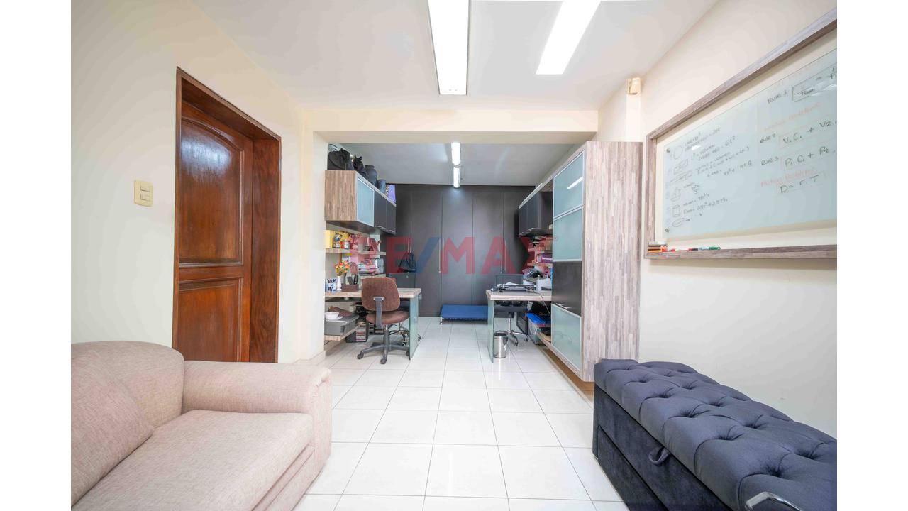Hermosa Residencia Zona Exclusiva Urbanizacióon Camacho La Molina — foto 10