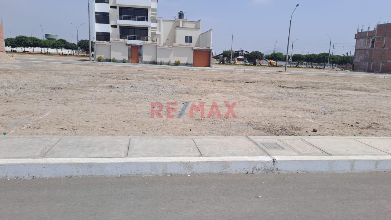 Vendo Terreno 270M2 En Condominio Exclusivo Santa Patricia En Huaral - 8