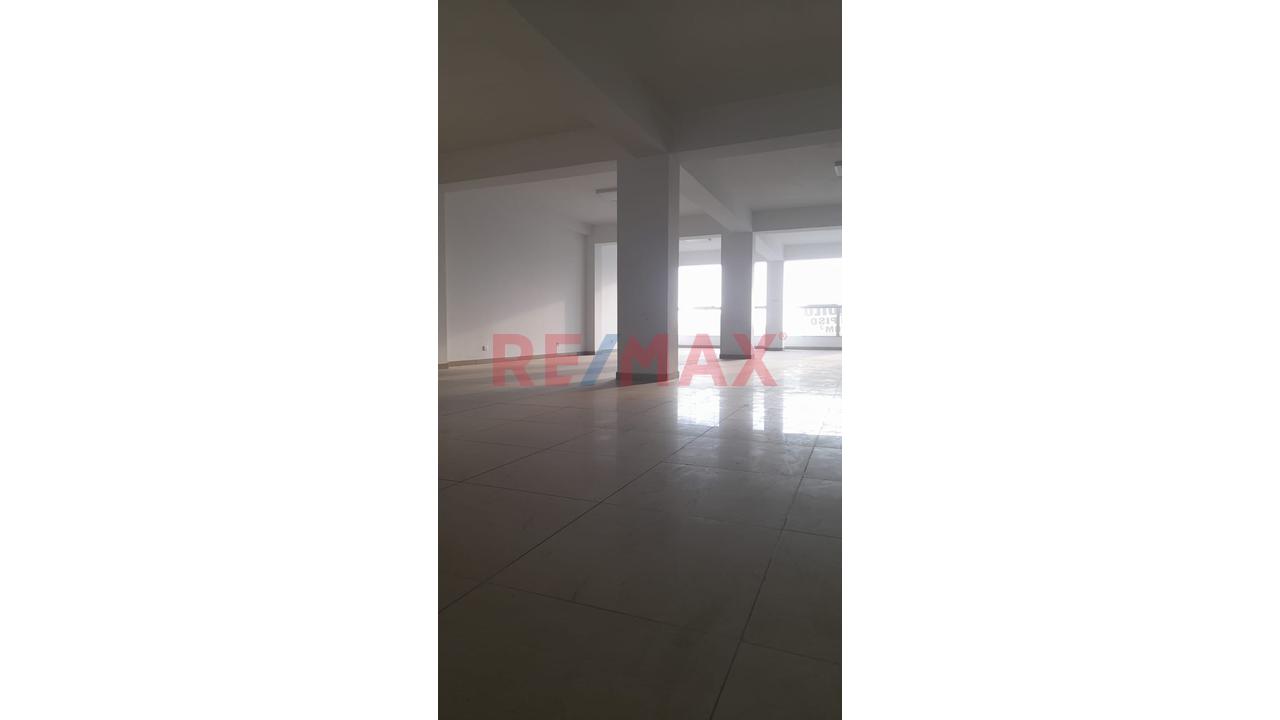 Se Alquila Local Comercial De 160 M2 Ate Con La Molina - 3