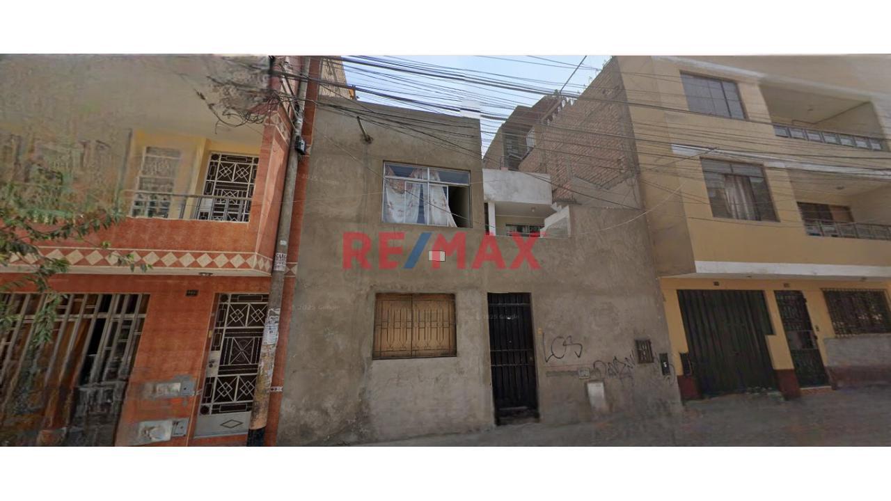 Casa En Venta  De 120M2 Urb San Agustin Comas