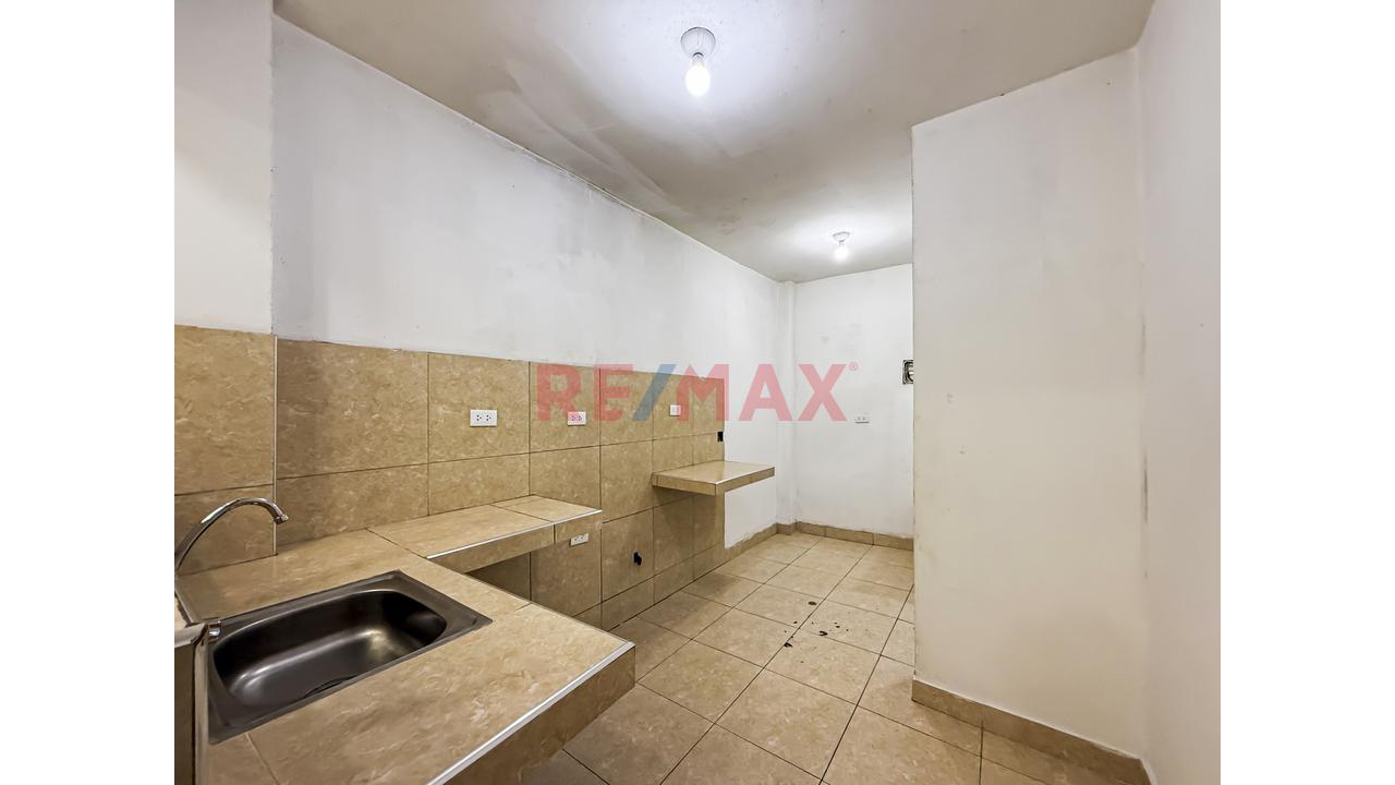 Vendo Hermosa Casa Con Buena Ubicacion Callao Marquez — foto 12