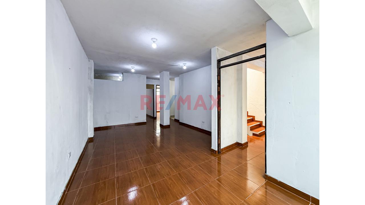Vendo Hermosa Casa Con Buena Ubicacion Callao Marquez — foto 13