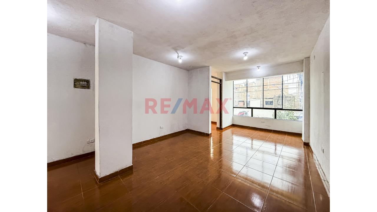 Vendo Hermosa Casa Con Buena Ubicacion Callao Marquez - 17