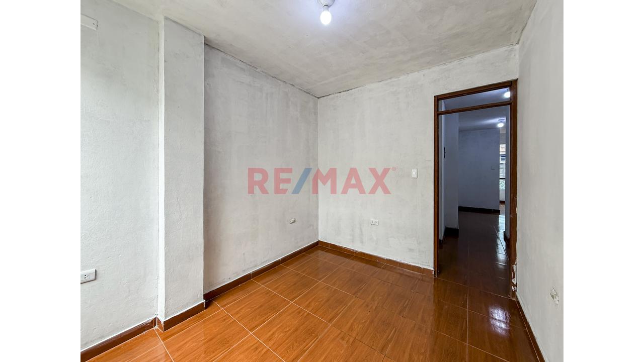 Vendo Hermosa Casa Con Buena Ubicacion Callao Marquez — foto 15