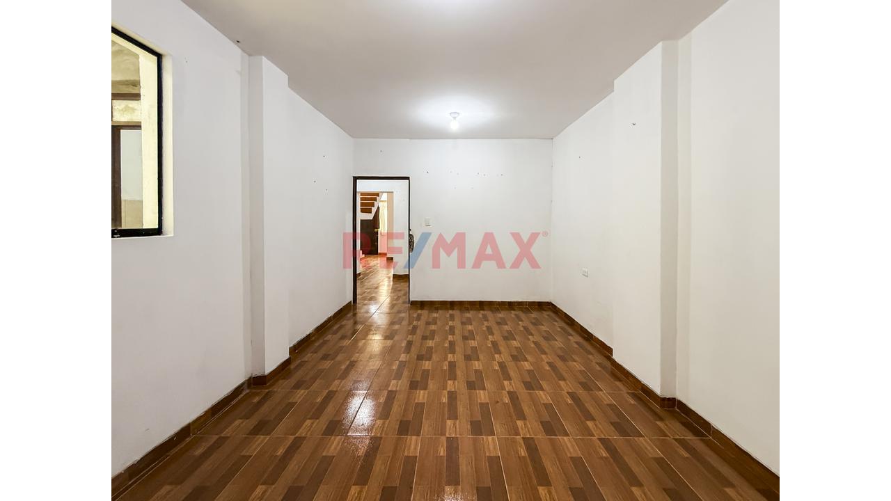 Vendo Hermosa Casa Con Buena Ubicacion Callao Marquez — foto 2