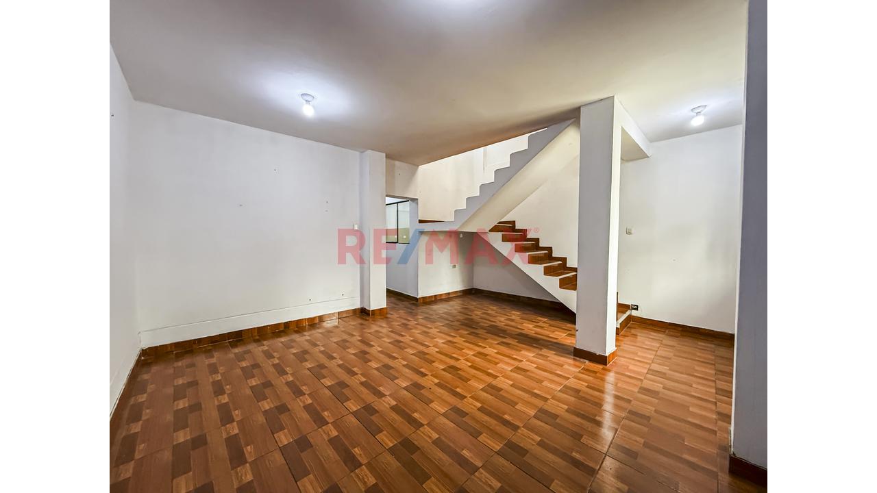 Vendo Hermosa Casa Con Buena Ubicacion Callao Marquez — foto 5