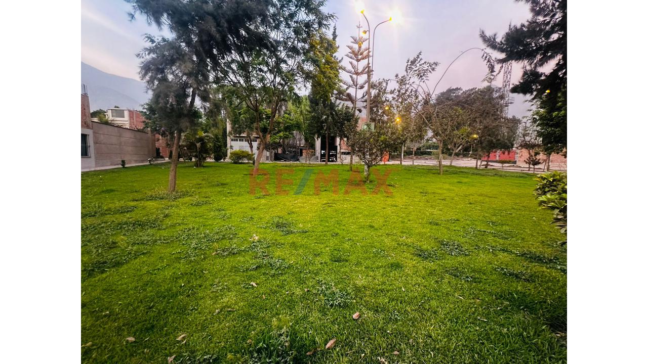 Oportunidad única Terreno ubicado en Lurigancho Oportunidad única Terreno ubicado en Lurigancho