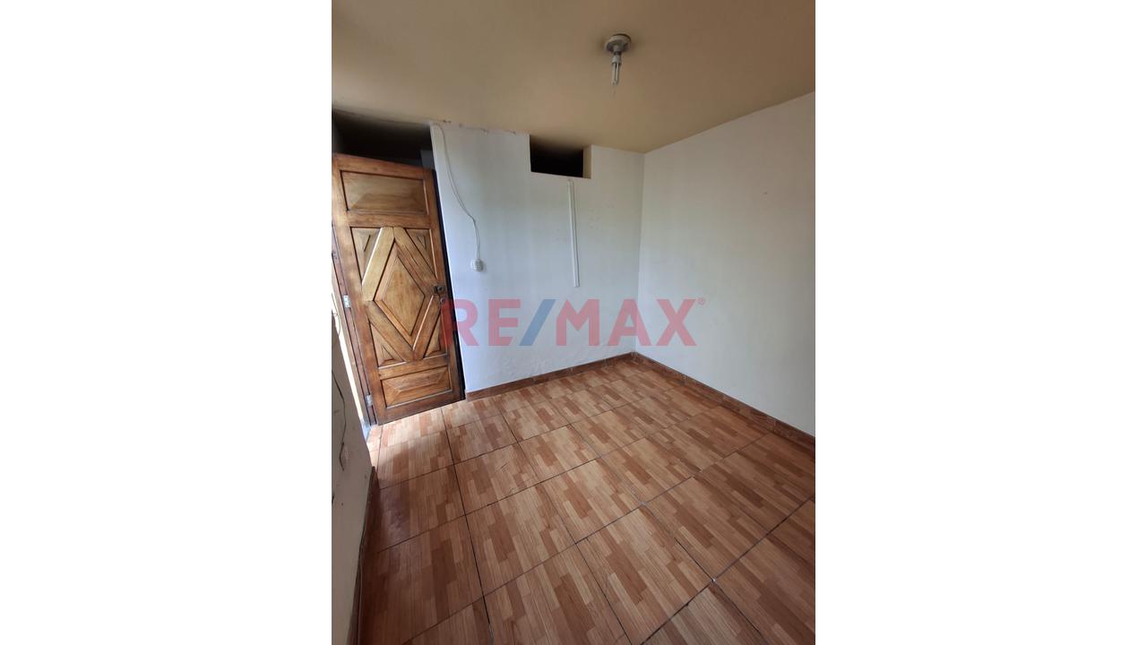 Se Vende Casa 2 Pisos Pedro Miotta, Sjm — foto 11