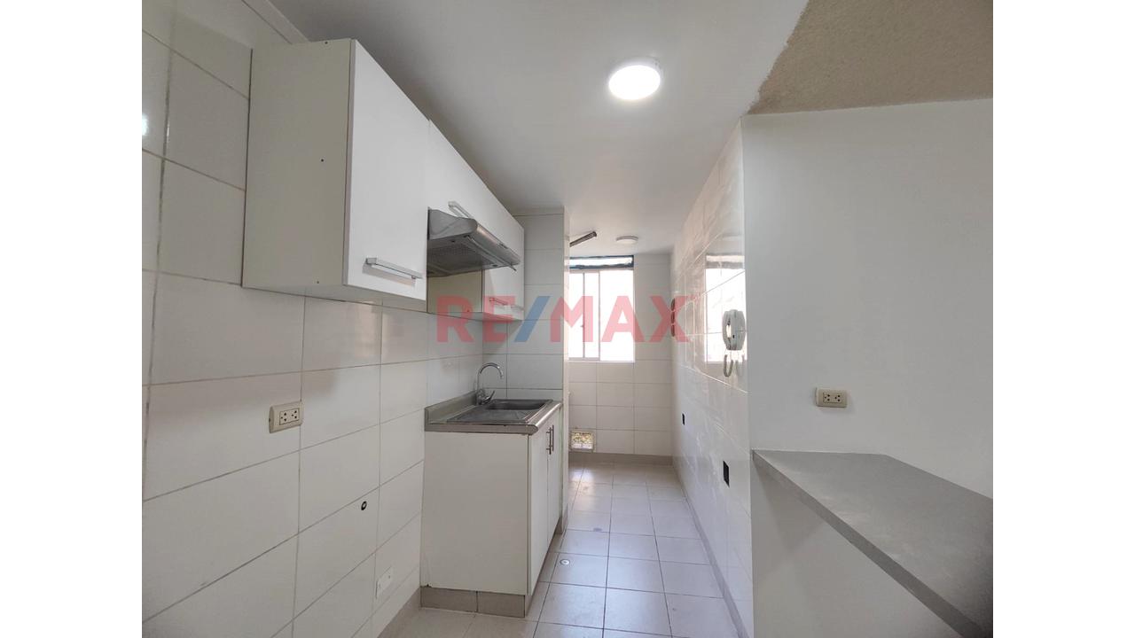 Departamento en Alquiler ubicado en Alameda Ñaña 200 Departamento en Alquiler ubicado en Alameda Ñaña 200