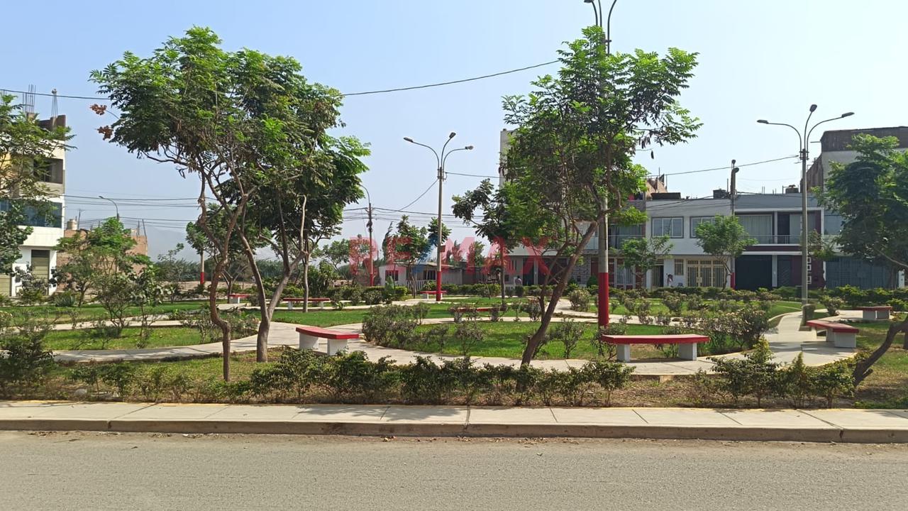 Vendo Terreno Urbanización El Derby Carabayllo Frente A Parque - 3