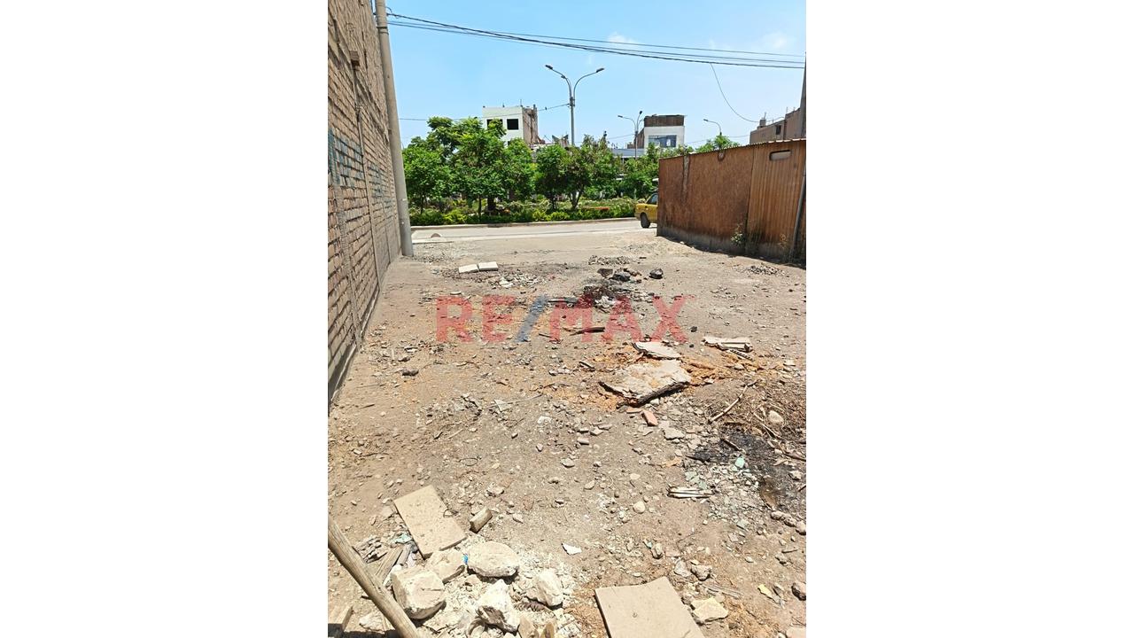 Vendo Terreno Urbanización El Derby Carabayllo Frente A Parque - 5