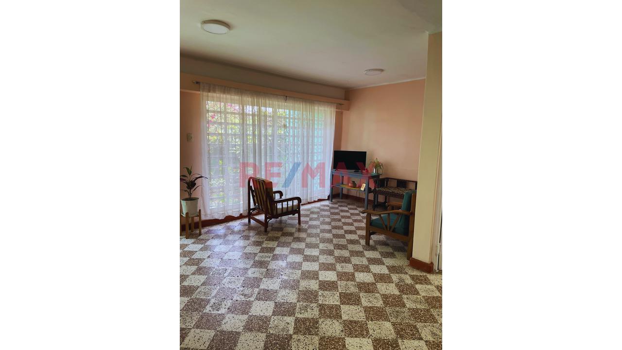 🏠 Casa En Venta – Jr. Tarata, La Perla Alta, Callao - 6