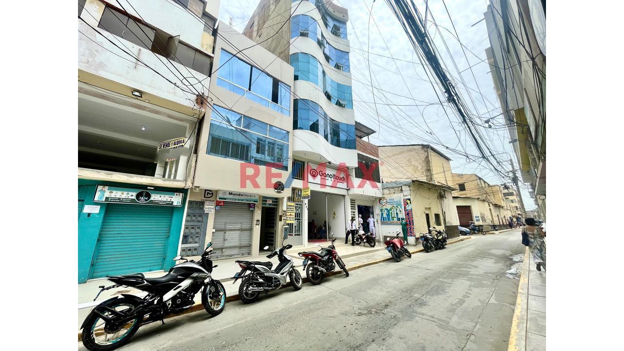 Local En 1Er Piso Centro De Chiclayo - 7