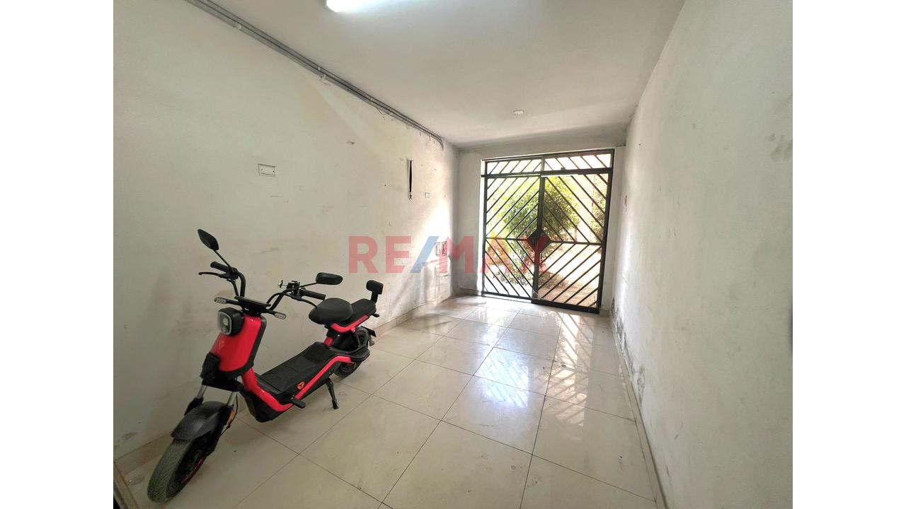 Venta De Casa 3 Pisos Comas Urbanización Alameda Del Pinar - 12