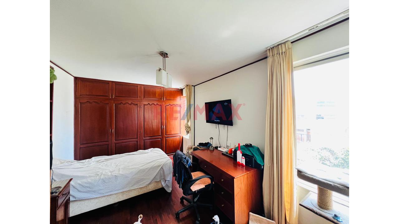 🏡Casa Amplia En San Nicolás Cerca A Av. Juan Pablo Ii 🏗️  Ideal Para Proyecto U Oficinas - 11