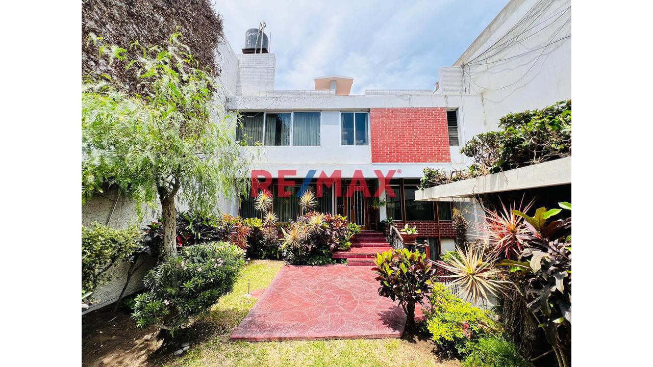 🏡Casa Amplia En San Nicolás Cerca A Av. Juan Pablo Ii 🏗️ Ideal Para Proyecto U Oficinas - 1
