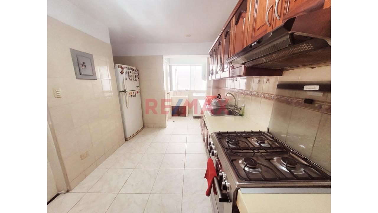 Departamento de 3 dormitorios y 3 baños ubicado en San Borja Departamento de 3 dormitorios y 3 baños ubicado en San Borja