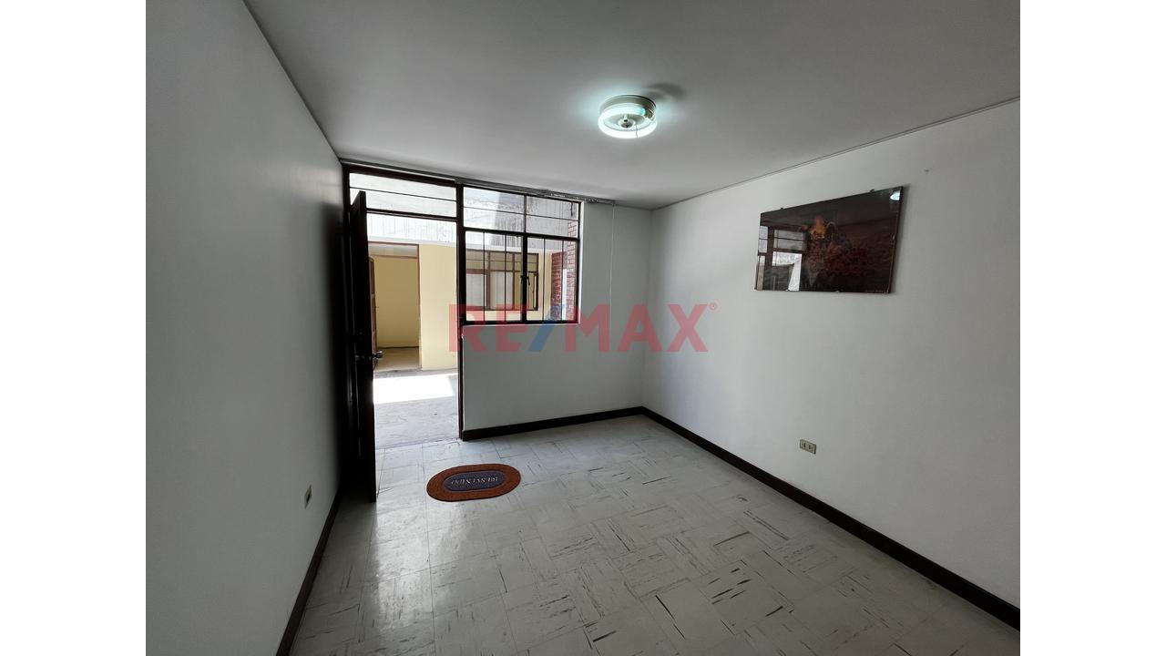 Se Vende Departamento En Excelente Ubicacion En El Cercado De Arequipa — foto 11