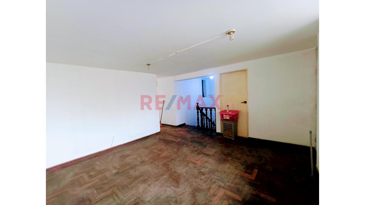 Venta Casa En Urb. El Pinar Comas / 3 Pisos — foto 15