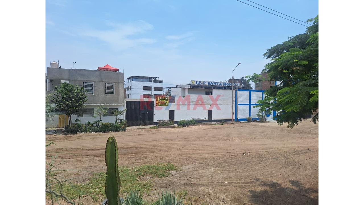 Se Vende Palacio De 4 Pisos Con Piscina En Puente Piedra — foto 6