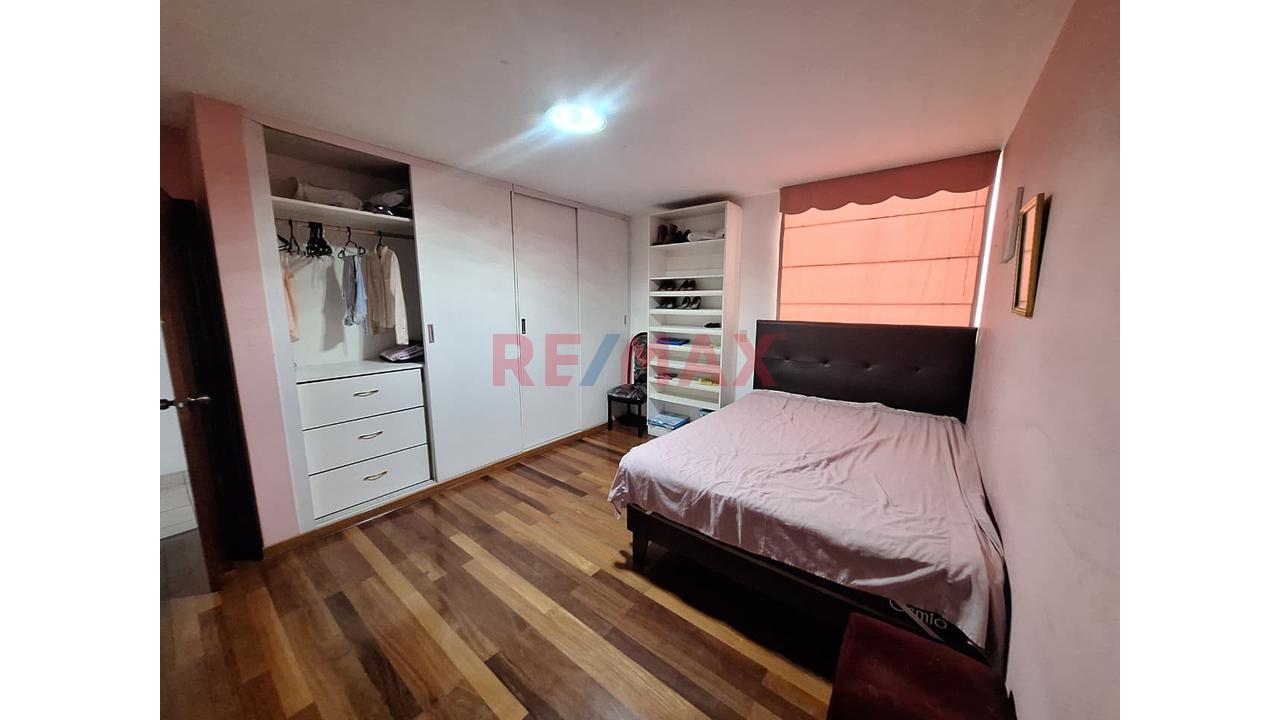 Se Vende Palacio De 4 Pisos Con Piscina En Puente Piedra - 20