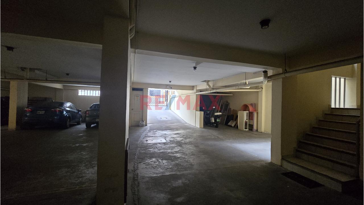 Departamento Pueblo Libre Cerca A La Católica - 18