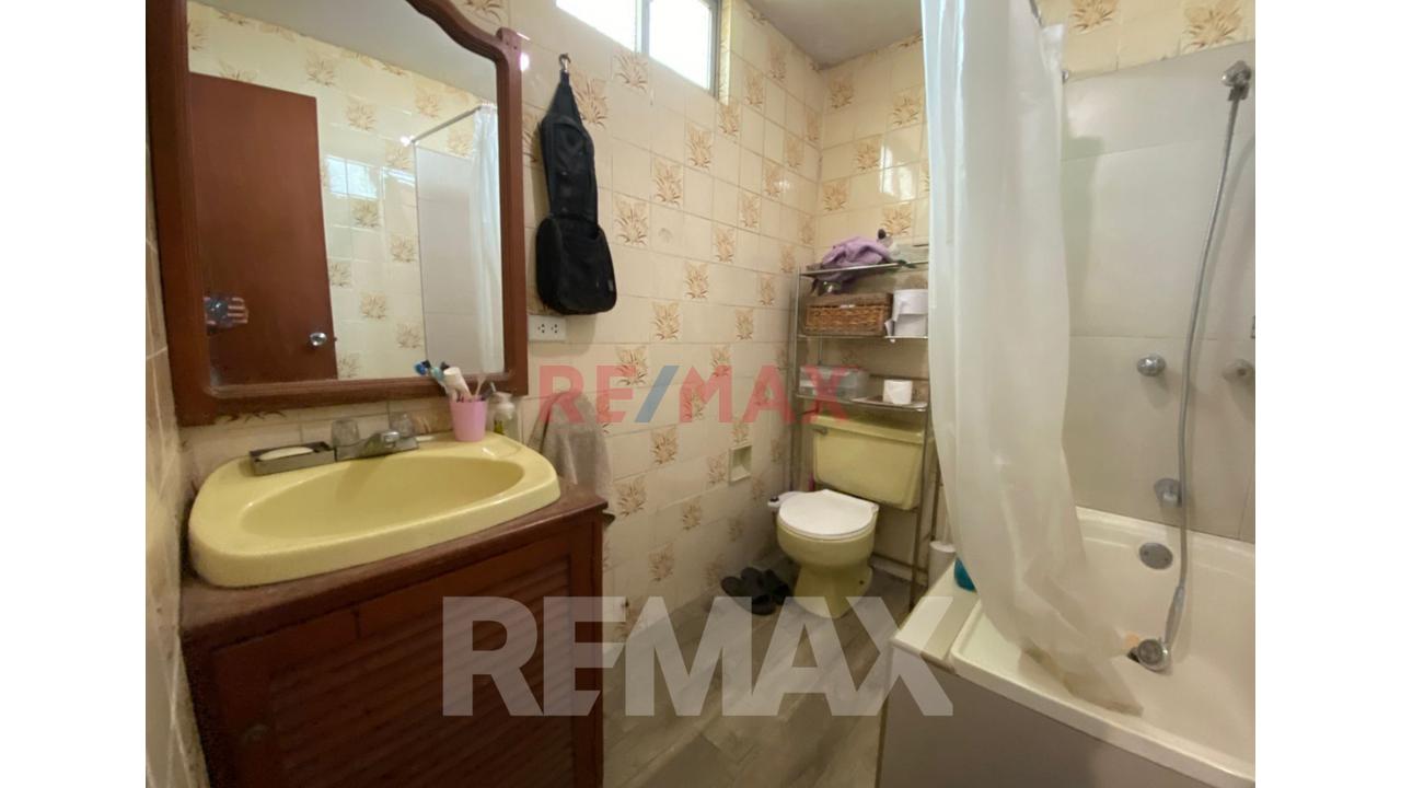 Venta De Casa De 3 Niveles En La Molina — foto 14