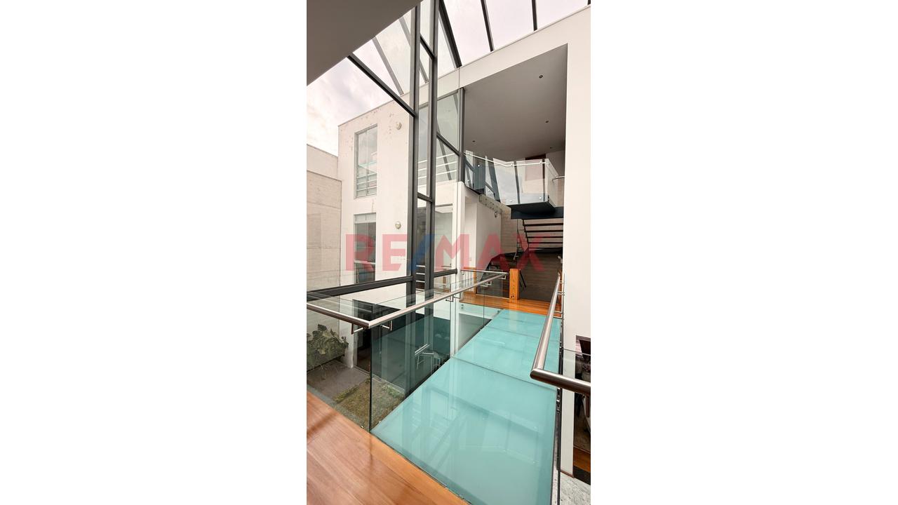 Casa de 5 dormitorios en Miraflores, 753 m²
