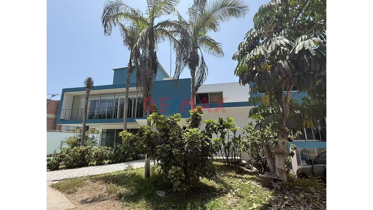 Casa En Alquiler - Zona Exclusiva San Isidro