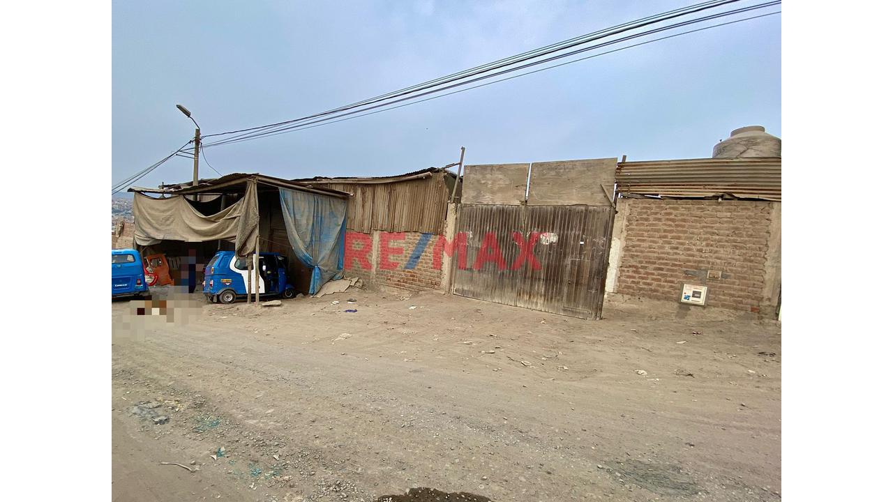 Terreno Industrial Estratégico En Venta - Ves - 1