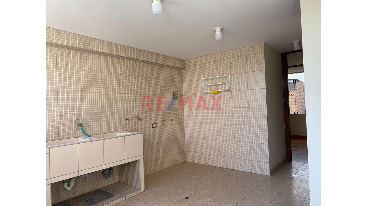🏢 Oportunidad Para Entidades Públicas – Inmueble Disponible En Comas - 16