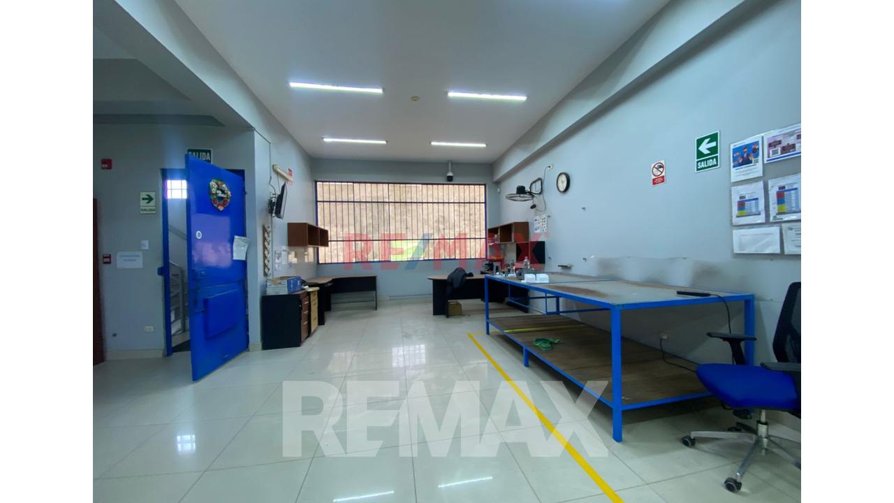 Venta De Local Industrial I2 – Cercado De Lima (Av. Argentina) - 16