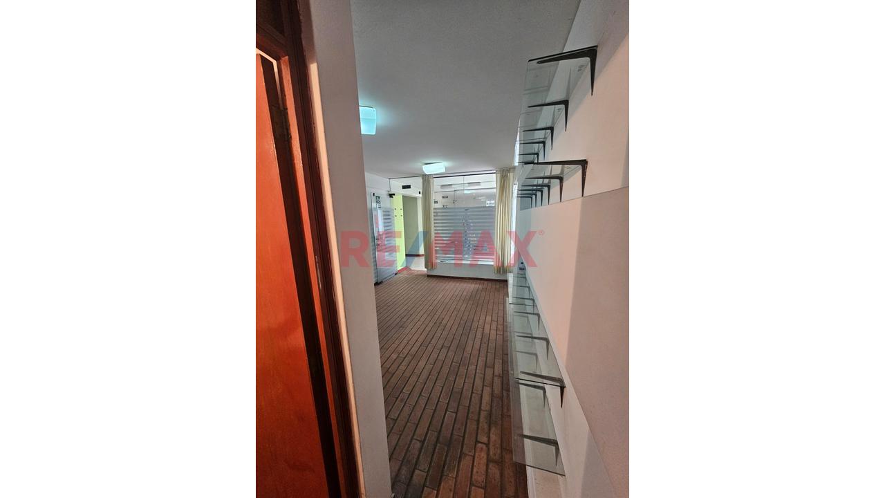Tienda Comdrcial En Mercaderes — foto 6