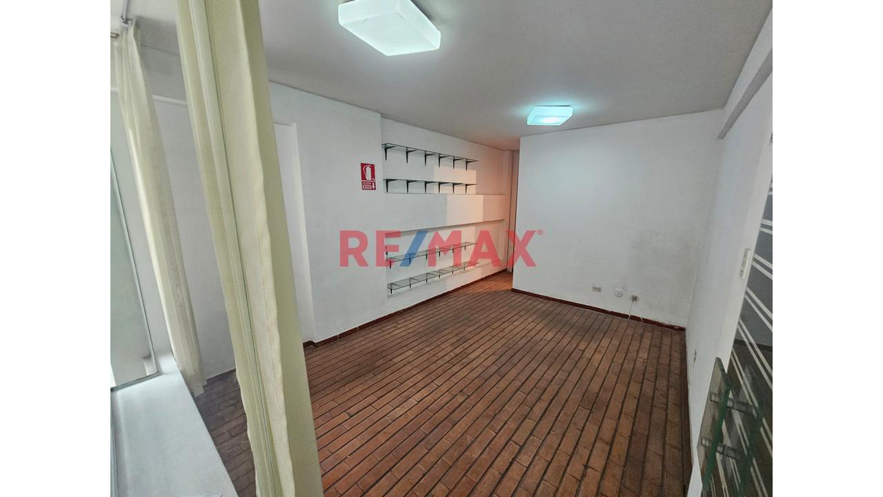 Tienda Comdrcial En Mercaderes